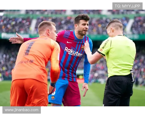 西甲足球联赛主教练更替频率与影响